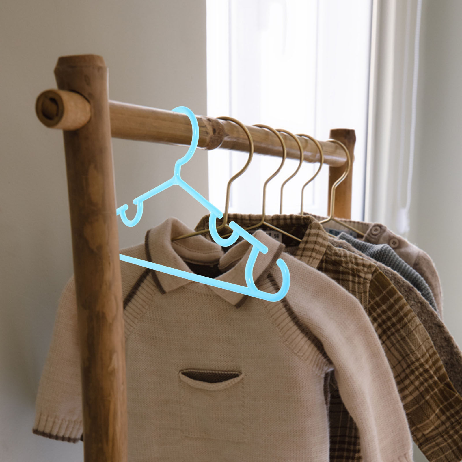 10 قطع من علاقات الملابس المتي - مراجعة Closet Organizer Baby وسعره